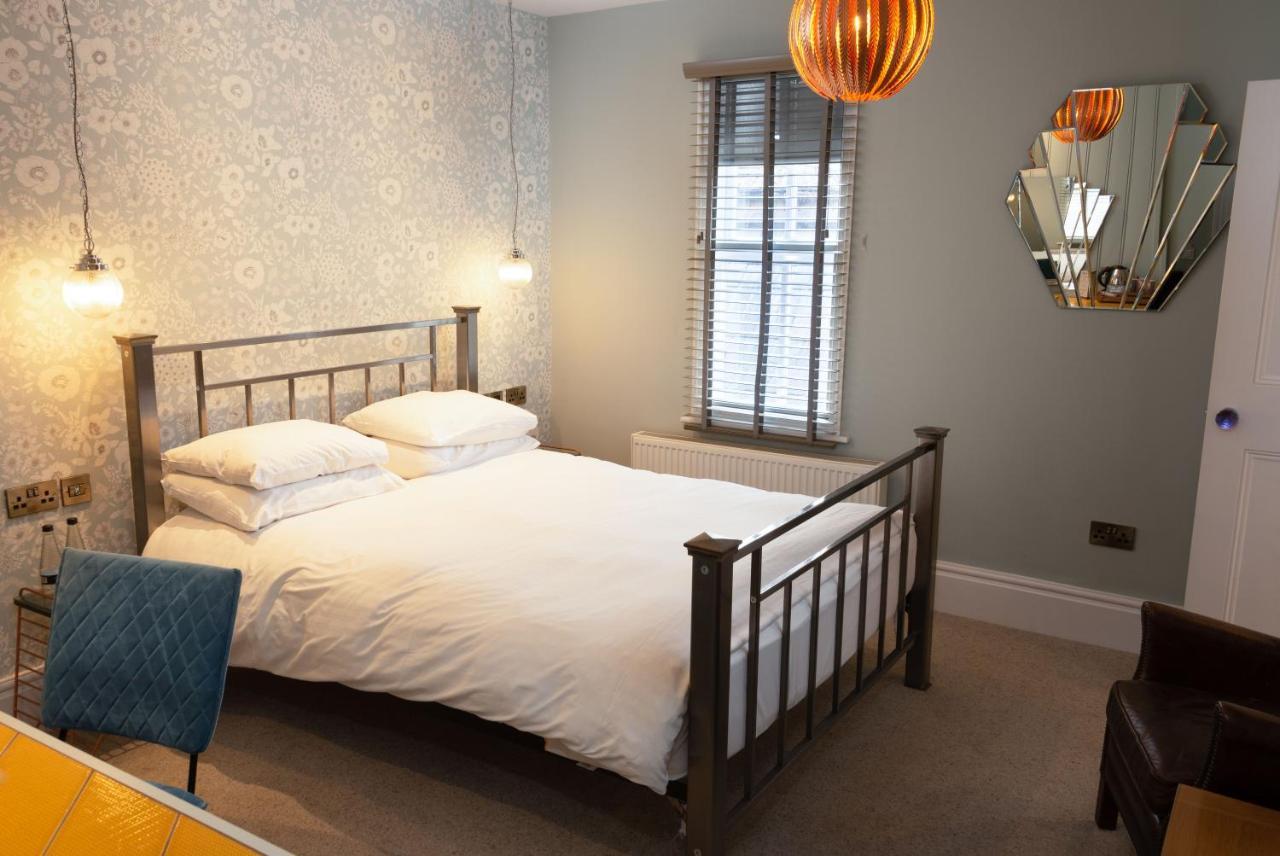 Crown Hotel Stamford Kültér fotó